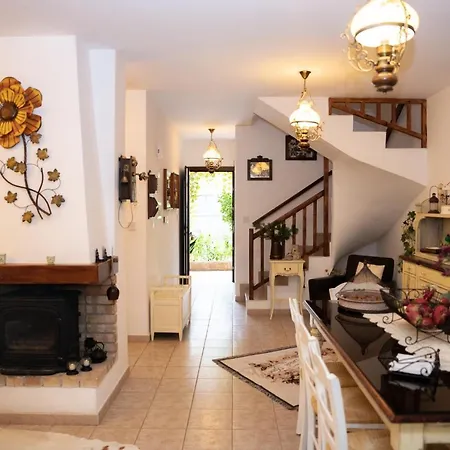 Luxury Chalet Villa *