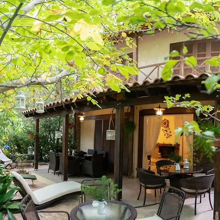 Luxury Chalet Villa *