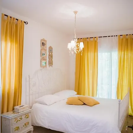 Luxury Chalet 普拉特斯